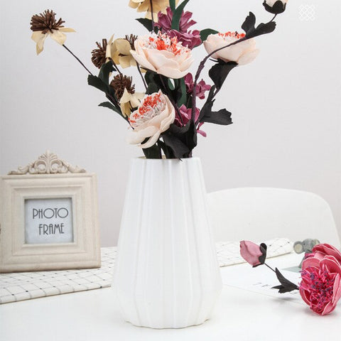 Nordic Plastic Imitation Glaze Vase Anti-ceramic Face Vase Modern Minimalist Abstract Flower Arrangement Home Decoration