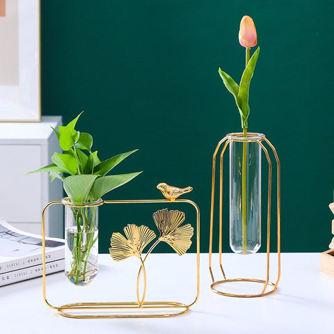 Nordic Artificial Flowers Vase INS Flower Vase Metal Plant Holder Iron Line Gold Vase Solid Flower Rack Holder Table Decor